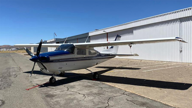 Cessna-210-Centurion-II-for-sale-Africa-Buy-Cessna-210-Africa-Aircraft-resellers-Africa-Private planes-for-sale-Africa-Aircraft-sales-Africa-Cessna-Affordable-Cessna-210-for-sale